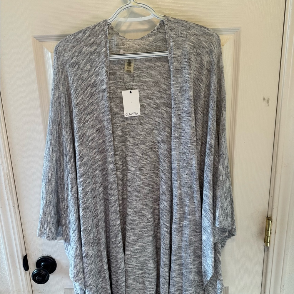 Elegant Calvin Klein Heathered Gray cover/shawl Cardigan